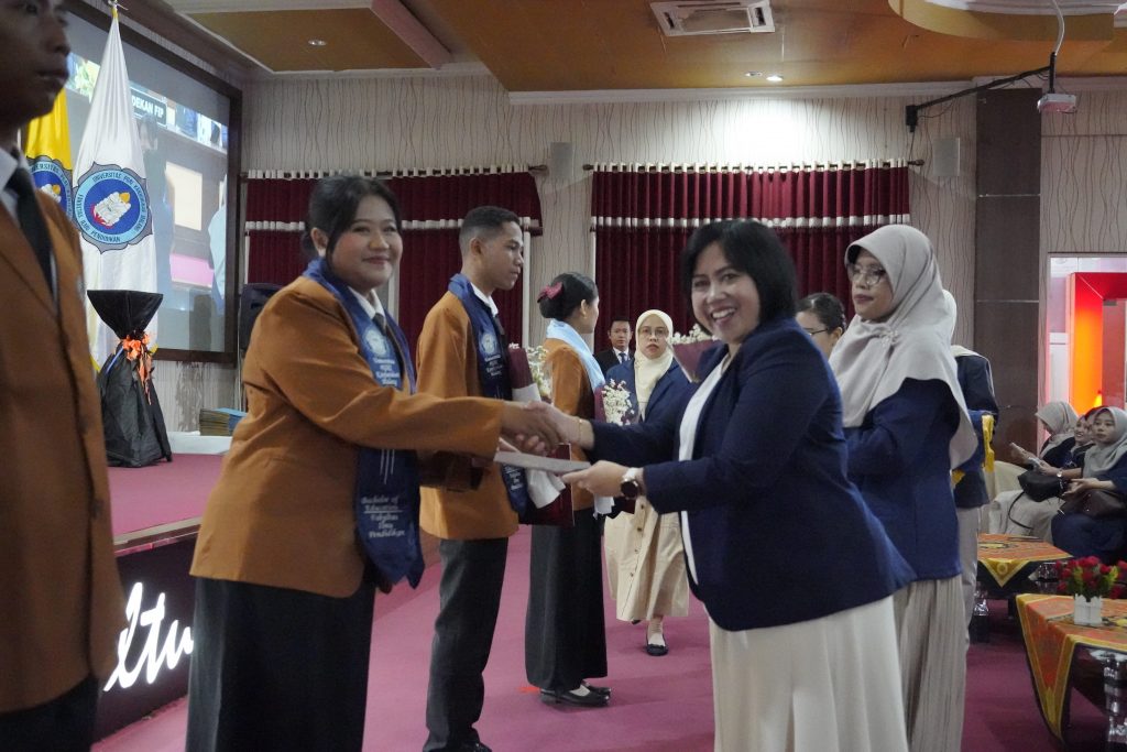 Hena Blessing, S.Pd.: Dari Mimpi Merantau, Berproses di BK FIP Unikama, hingga Raih Predikat Mahasiswa Terbaik